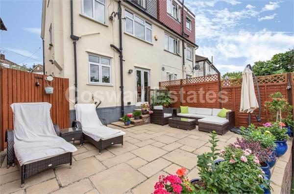 Grants Close, Mill Hill